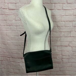 Hunt Club womens bag green leather crossbody shoulder purse